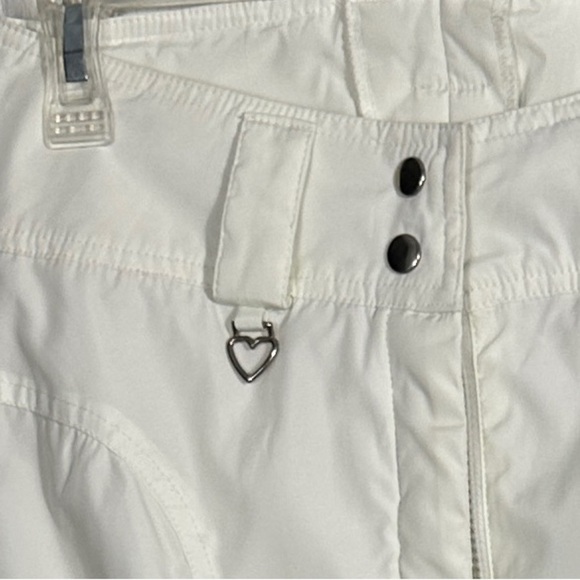 Obermeyer white stirrup ski pants, size 8 short, polyester and nylon - Picture 3 of 14
